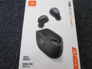 lot 50 image: JBL Vibe True Wireless Earbuds - Bl...