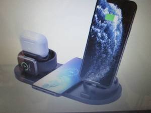 lot 62 image: Trexonic 6-in-1 Charger Dock with W...