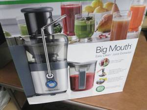 lot 70 image: Hamilton Beach Big Mouth Premium 2-...