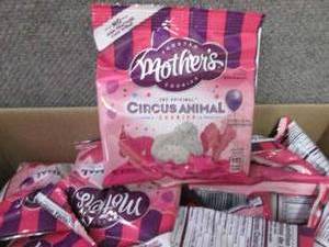 lot 110 image: 30 - 1 oz pks Mothers Circus Anima...
