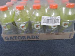lot 116 image: 15- 28 oz Bottles LemonLime Gatorad...
