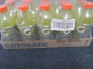 lot 117 image: 15- 28 oz Bottles LemonLime Gatorad...