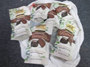 lot 172 image: 6- 3 oz Four Brothers Retreats...
