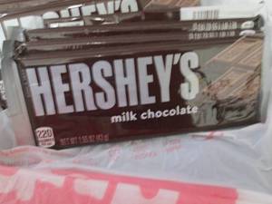 lot 199 image: 12 Hersheys ...