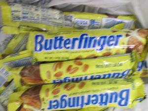 lot 213 image: 12- 1.9 oz Butterfingers...