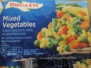 lot 228 image: Case of 12- 16 oz Bags Birds Eye C...