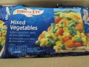 lot 229 image: Case of 12- 16 oz Bags Birds Eye C...