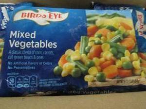 lot 232 image: Case of 12- 16 oz Bags Birds Eye C...