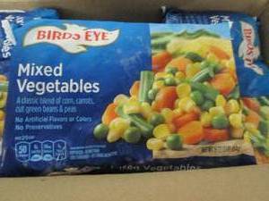 lot 233 image: Case of 12- 16 oz Bags Birds Eye C...