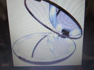 lot 276 image: Pop Sonic Compact LED Lighted Mirro...