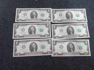 lot 328 image: 6 Sequential Uncirculated US $2 Bil...