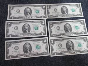 lot 334 image: 6 Sequential Uncirculated US $2 Bil...