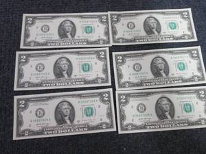 lot 335 image: 6 Sequential Uncirculated US $2 Bil...