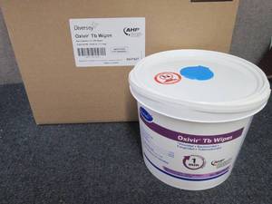 lot 352 image: Case of 4 -160 ct Buckets Oxivir Tb...