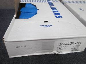 lot 382 image: Case of 100 Blue 33 Gallon Trash Ba...
