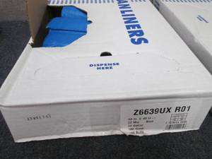 lot 383 image: Case of 100 Blue 33 Gallon Trash Ba...
