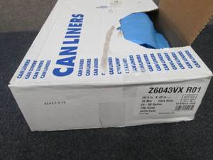lot 390 image: Case of 250 Blue 20-30 Gallon Trash...