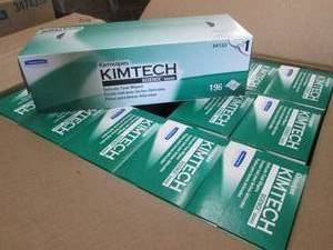lot 414 image: Kimtech 34133 Kimwipes Delicate Tas...
