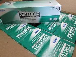 lot 415 image: Kimtech 34133 Kimwipes Delicate Tas...
