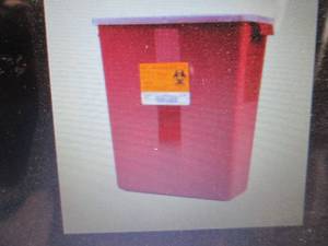 lot 435 image: Case of 12 - 3 Gallon Stackable Sha...