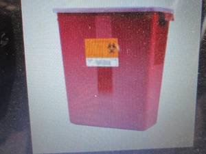 lot 437 image: Case of 12 - 3 Gallon Stackable Sha...