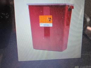 lot 438 image: Case of 12 - 3 Gallon Stackable Sha...