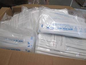 lot 449 image: Box of Nasopharyngeal Swabs...