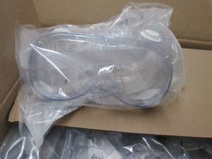 lot 451 image: Case of 100 R-Rui Safety Goggles...