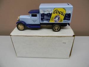 lot 22 image: ERTL AMERICAN CLASSIC DIE CAST - Coors SUSSEX COUNTY FARM HORSE SHOW  #GC-5001 COORSFAIR DELIVERY TRUCK BANK - NEW IN BOX - AWESOME PIECE - SEE PICTURES