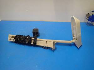 lot 1 image: Desk Lamp