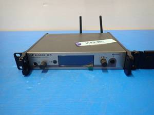 lot 13 image: Sennheiser&nbspEM300