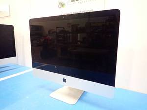 lot 31 image: Apple&nbspiMac16,1 A1418 MK142LLA &nbspINTEL(R) CORE(TM) I5-5250U CPU  1.60GHZ  8GB LPDDR3 RAM  1TB HD  Scrapes on the screen  Includes IOS and power cable