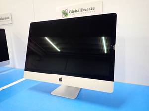 lot 37 image: Apple&nbspiMac17,1 A1419 MK462LLA &nbspINTEL(R) CORE(TM) I5-6500 CPU  3.20GHZ  8GB DDR3 RAM  1TB HD  Crack in screen  includes IOS and power cable