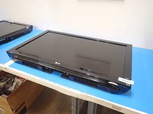 lot 51 image: LG&nbsp37LD452C-UA TV  37 screen  includes power cable and HDMI  no remote