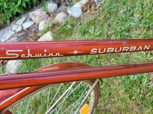 lot 7 image: Vintage 1974 Schwinn Suburban 10 Speed Womens Bicycle 19 Frame Chestnut NIC