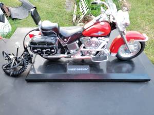lot 15 image: Harley Davidson Telephone (Very Cool)