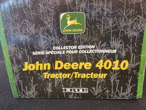 lot 47 image: John Deere 4010 ERTL 116 Scale Tractor (In the Box) Collector Edition