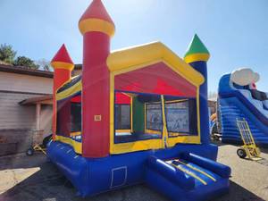 15 X 15 Multi Color Castle