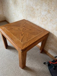 lot 71 image: Table