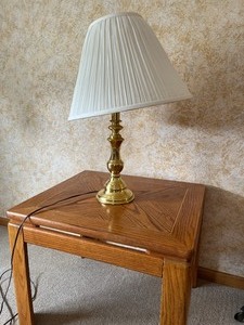 lot 72 image: Lamp