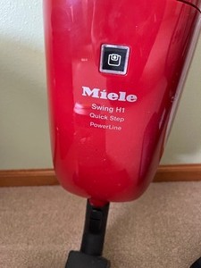 lot 57 image: Swiffer with pads