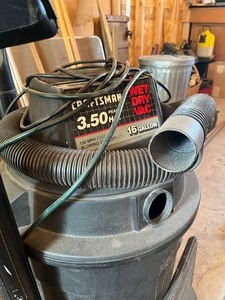 lot 40 image: 3.5hp wet dri  shop vac  16 gallon