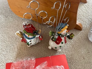 lot 93 image: misc Christmas Decorations