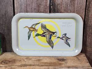 lot 53 image: Vintage Advertiser Metal Tray Kaskins Service