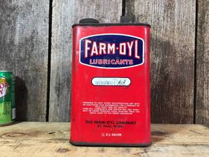 lot 55 image: Vintage Farm-OYL - Windmill Oil Metal Can