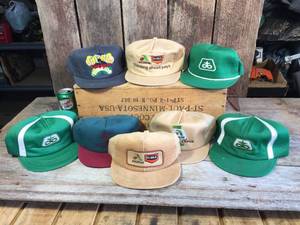 lot 60 image: 8 Seed Company Caps - Unused