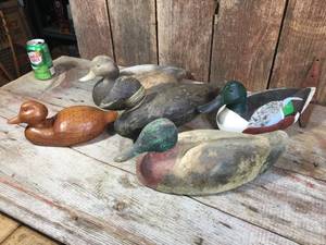 lot 80 image: 5 Vintage Duck Decoys