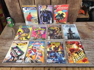 lot 117 image: 11 Misc Super Hero Comic Books
