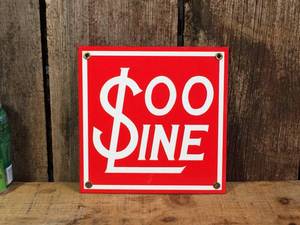 lot 118 image: Metal SOO LINE Porcelain Railroad Sign