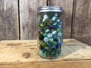 lot 127 image: Vintage Jar Old Marbles